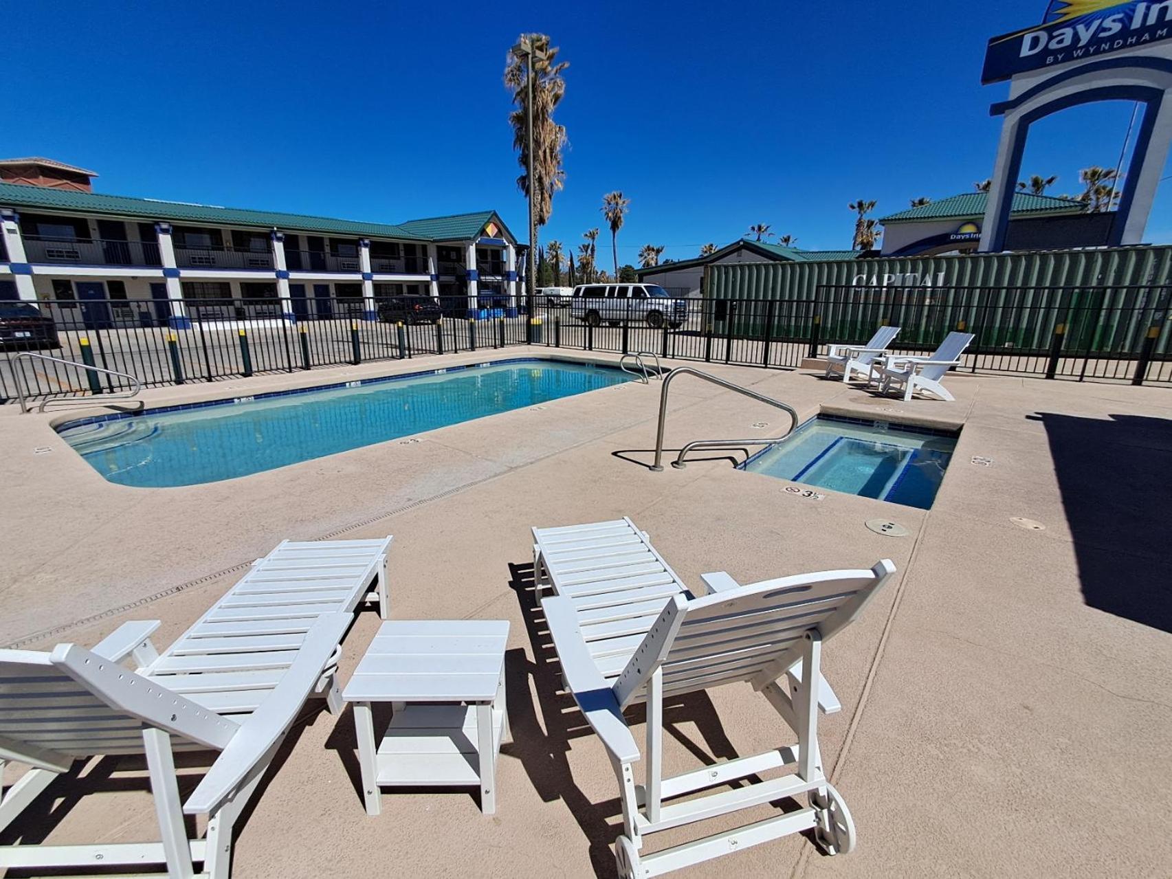 Days Inn By Wyndham Safford, Az Εξωτερικό φωτογραφία